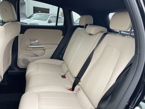 New 2026 Mercedes-Benz GLA 250 4MATIC image 28