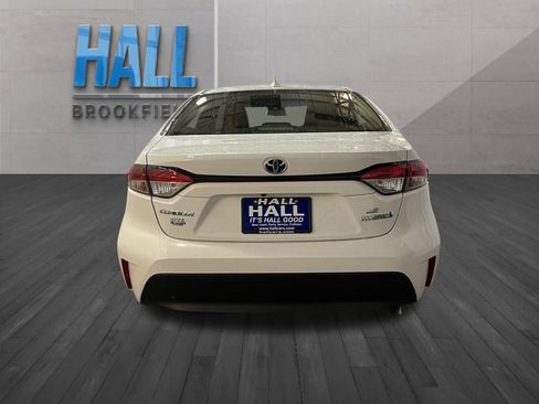 Used 2024 Toyota Corolla LE FWD image 4