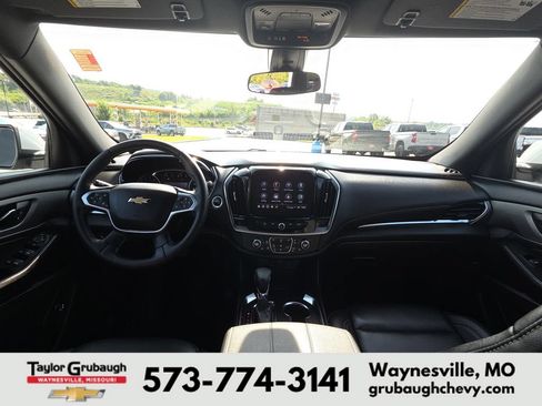 Used 2023 Chevrolet Traverse LT AWD/4WD image 29
