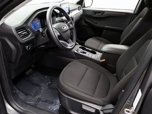 Certified 2025 Ford Escape Active AWD/4WD image 10