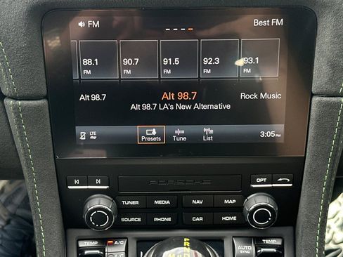 Used 2025 Porsche 718 Cayman GT4 RS image 17