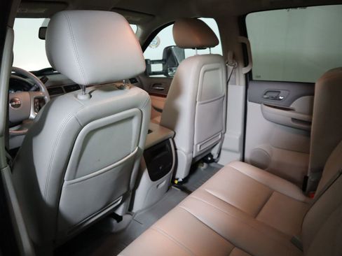 Used 2014 GMC Sierra 3500 SLT w/ SLT Convenience Package image 49