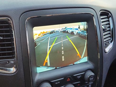 Used 2018 Dodge Durango GT w/ Premium Group image 16