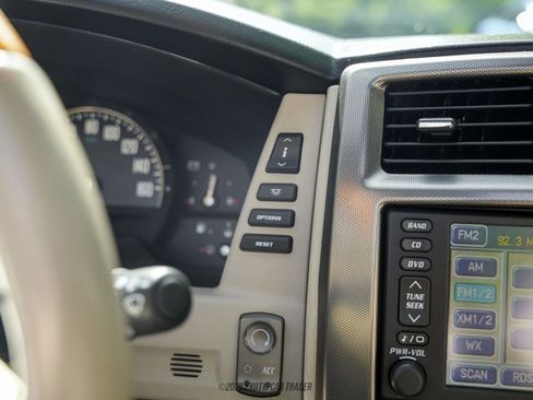 Used 2006 Cadillac XLR RWD image 50