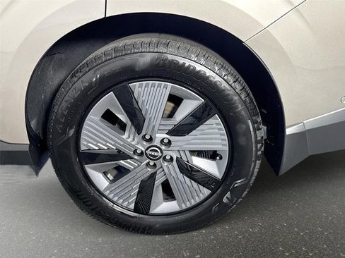 Certified 2025 Nissan Murano SL w/ Cargo Package AWD/4WD image 33