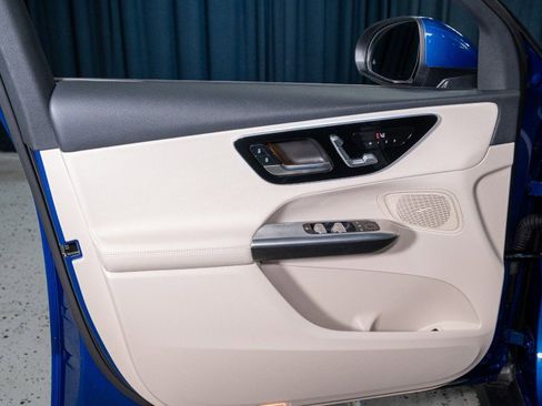 Certified 2026 Mercedes-Benz GLC 300 image 12