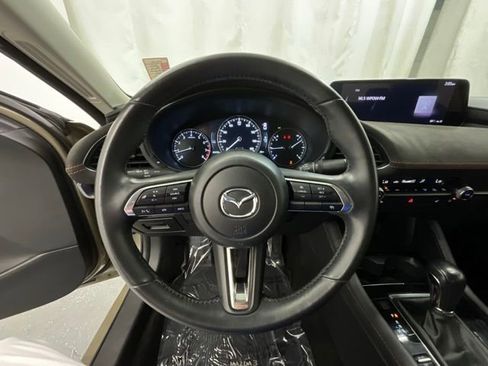 Used 2024 MAZDA MAZDA3 s AWD/4WD image 11
