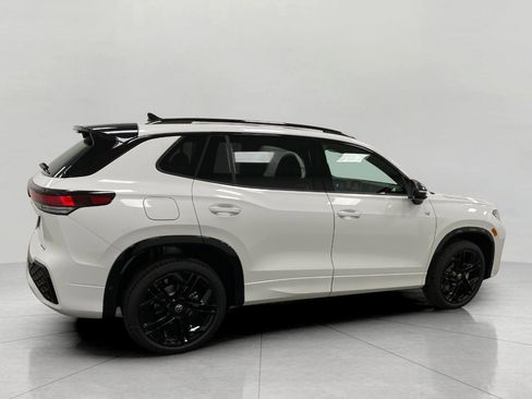 New 2026 Volkswagen Tiguan SE R-Line AWD/4WD image 2
