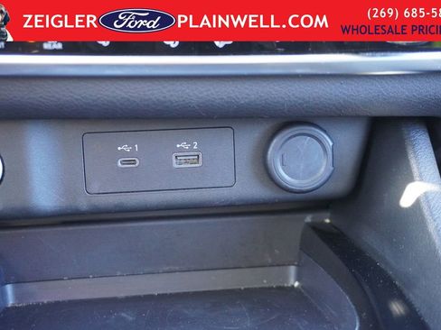 Used 2023 Nissan Rogue SV image 20