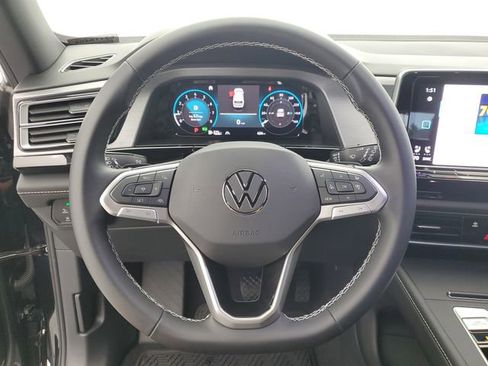 Used 2026 Volkswagen Atlas Cross Sport SE image 21