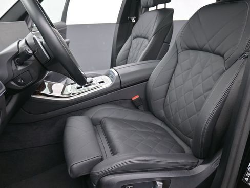 Used 2026 BMW X5 xDrive40i AWD/4WD image 10