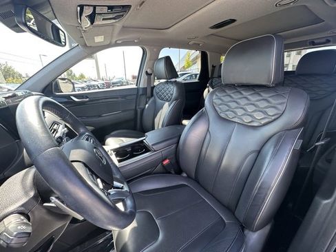 Used 2022 Hyundai Palisade Limited image 11