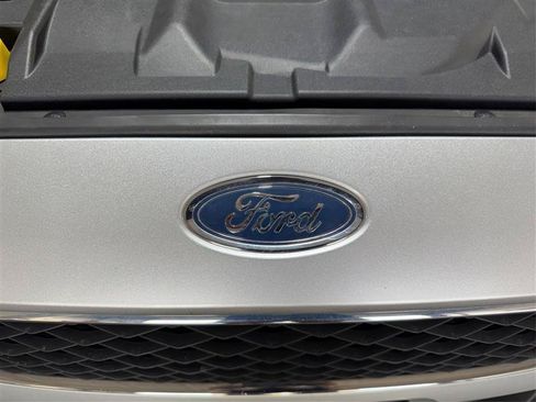 Used 2018 Ford Focus SEL FWD image 24