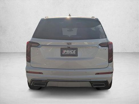 Used 2024 Cadillac XT6 Luxury image 7