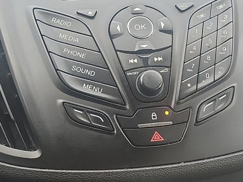 Used 2014 Ford C-MAX SE FWD image 9