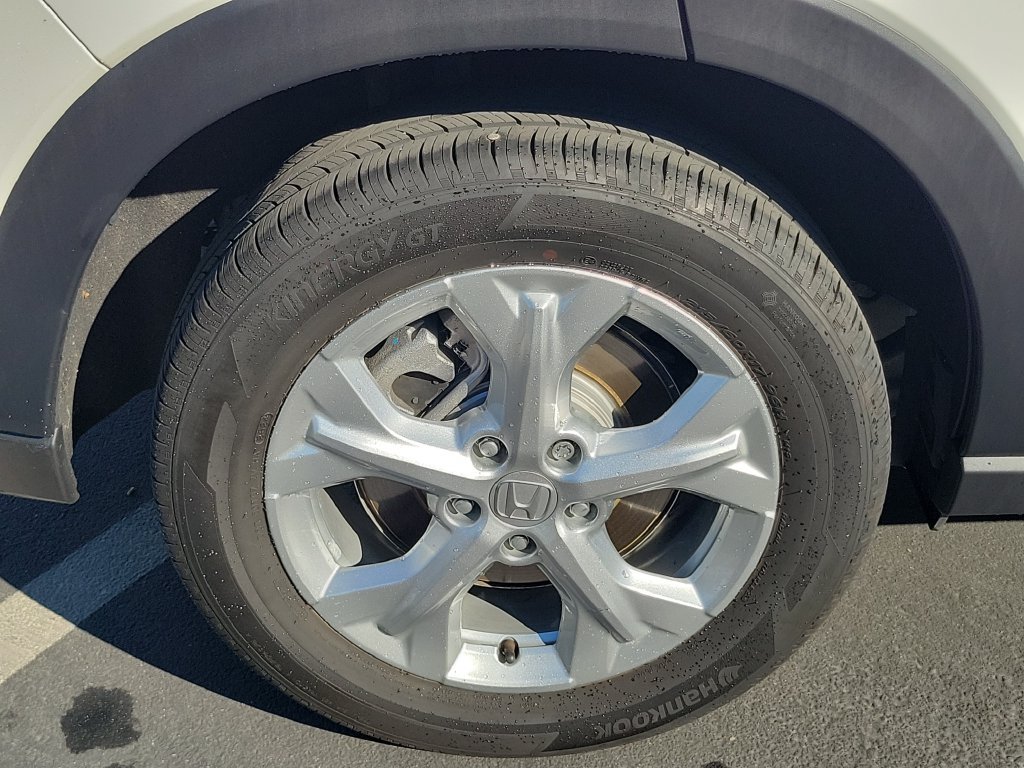 Certified 2025 Honda HR-V LX image 7
