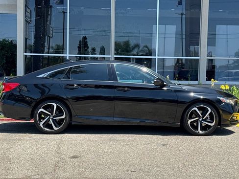 Certified 2020 Honda Accord Sport image 3