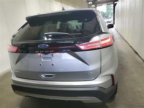 Used 2024 Ford Edge SEL AWD/4WD image 15