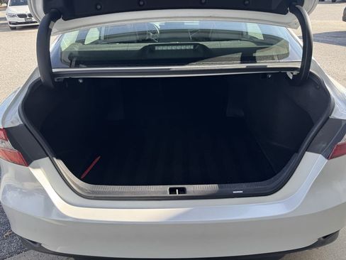 Used 2022 Toyota Camry XLE FWD image 27