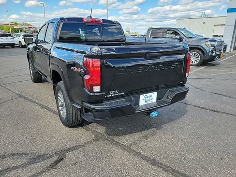 Used 2024 Chevrolet Colorado LT w/ LT Convenience Package II AWD/4WD image 7