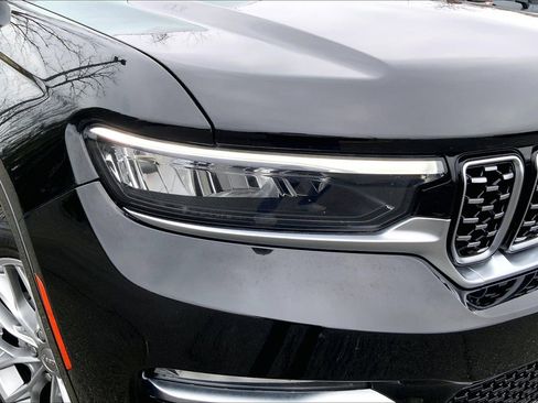 Used 2023 Jeep Grand Cherokee Summit image 25