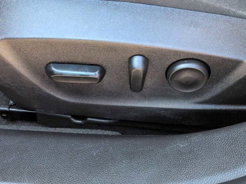 Used 2014 Buick Regal image 18