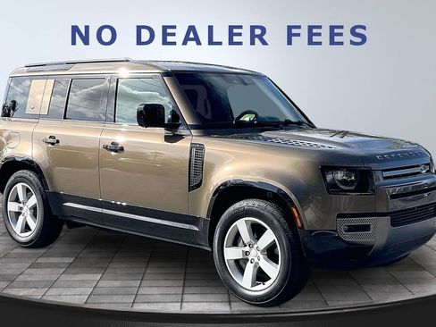 Used 2022 Land Rover Defender 110 X-Dynamic HSE image 3