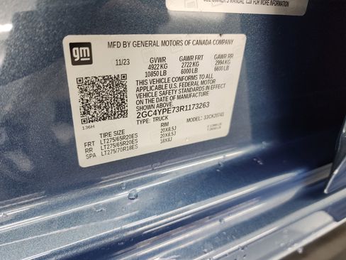 Used 2024 Chevrolet Silverado 2500 LTZ w/ LTZ Premium Package image 63