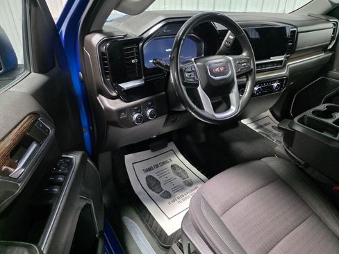 Used 2023 GMC Sierra 1500 Elevation AWD/4WD image 6