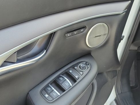 Used 2023 INFINITI QX50 Luxe image 21