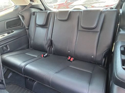 Used 2019 Subaru Ascent Limited w/ Popular Package #3 AWD/4WD image 33