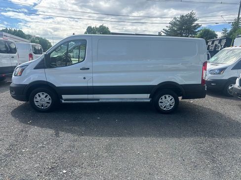 Used 2024 Ford Transit 250 Low Roof w/ Exterior Upgrade Package RWD image 12