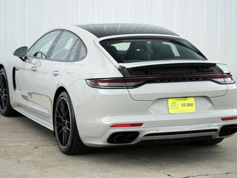 Used 2022 Porsche Panamera 4S w/ Premium Package image 57