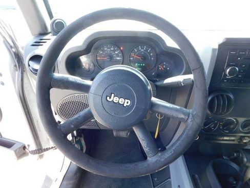 Used 2007 Jeep Wrangler Unlimited X image 16