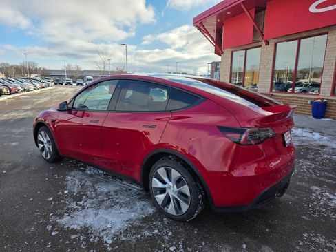 Used 2021 Tesla Model Y Long Range image 5