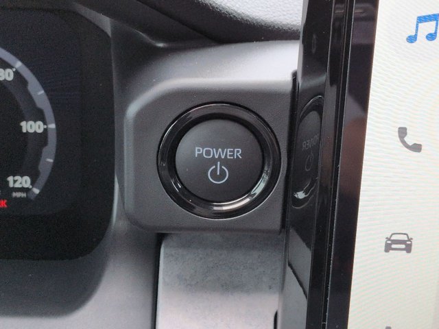 Used 2025 Toyota Tacoma 4x4 Double Cab Hybrid image 31
