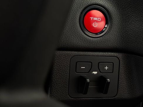 Certified 2025 Toyota Tundra TRD Pro AWD/4WD image 20