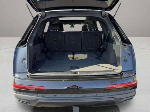 Certified 2025 Audi Q7 3.0T Prestige w/ Prestige Package image 33