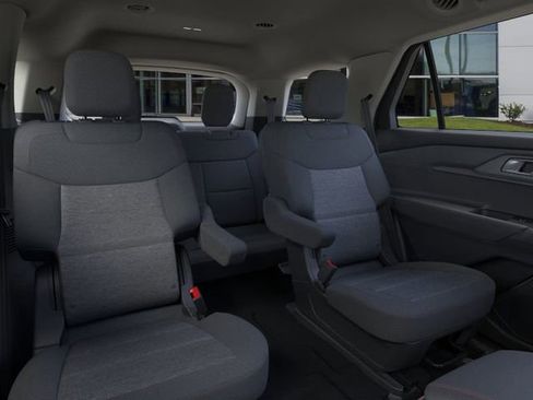 New 2026 Ford Explorer Active image 11
