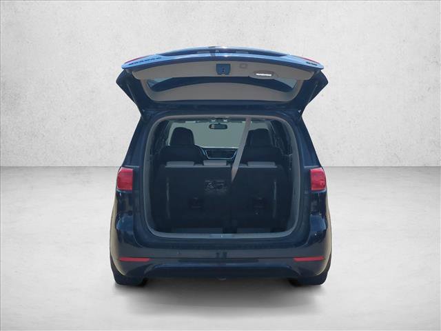 Used 2018 Kia Sedona SX FWD image 6