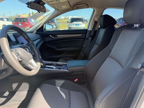 Certified 2021 Honda Accord LX image 9