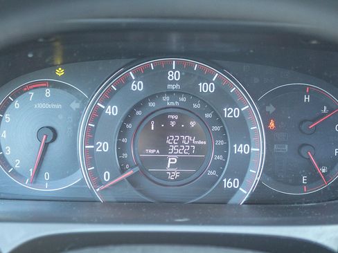 Used 2016 Honda Accord Sport image 25