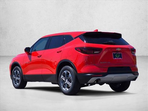 Certified 2025 Chevrolet Blazer LT AWD/4WD image 8