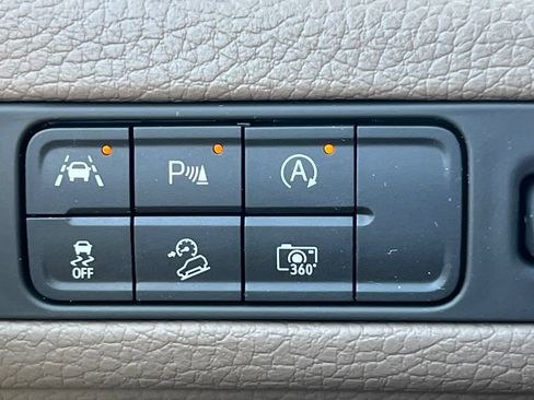 Used 2023 GMC Yukon Denali AWD/4WD image 20