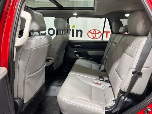 Used 2023 Toyota Sequoia Limited image 21
