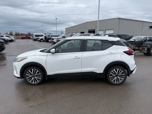 Used 2023 Nissan Kicks SV image 19
