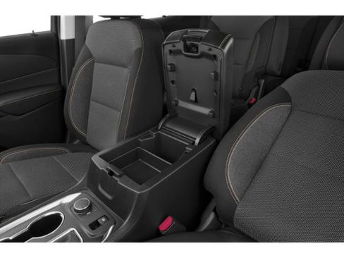 Used 2018 Chevrolet Traverse LT w/ LPO, Black Accent Package AWD/4WD image 18