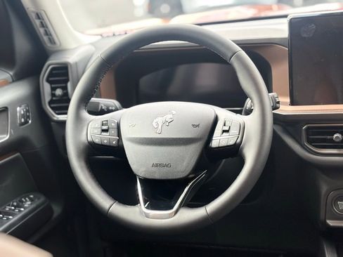 New 2025 Ford Bronco Sport Outer Banks image 12