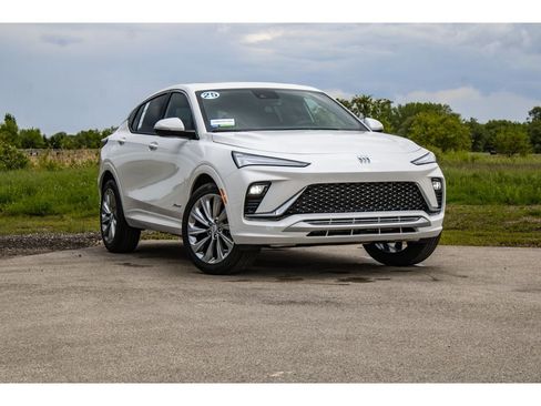 New 2025 Buick Envista Avenir image 40