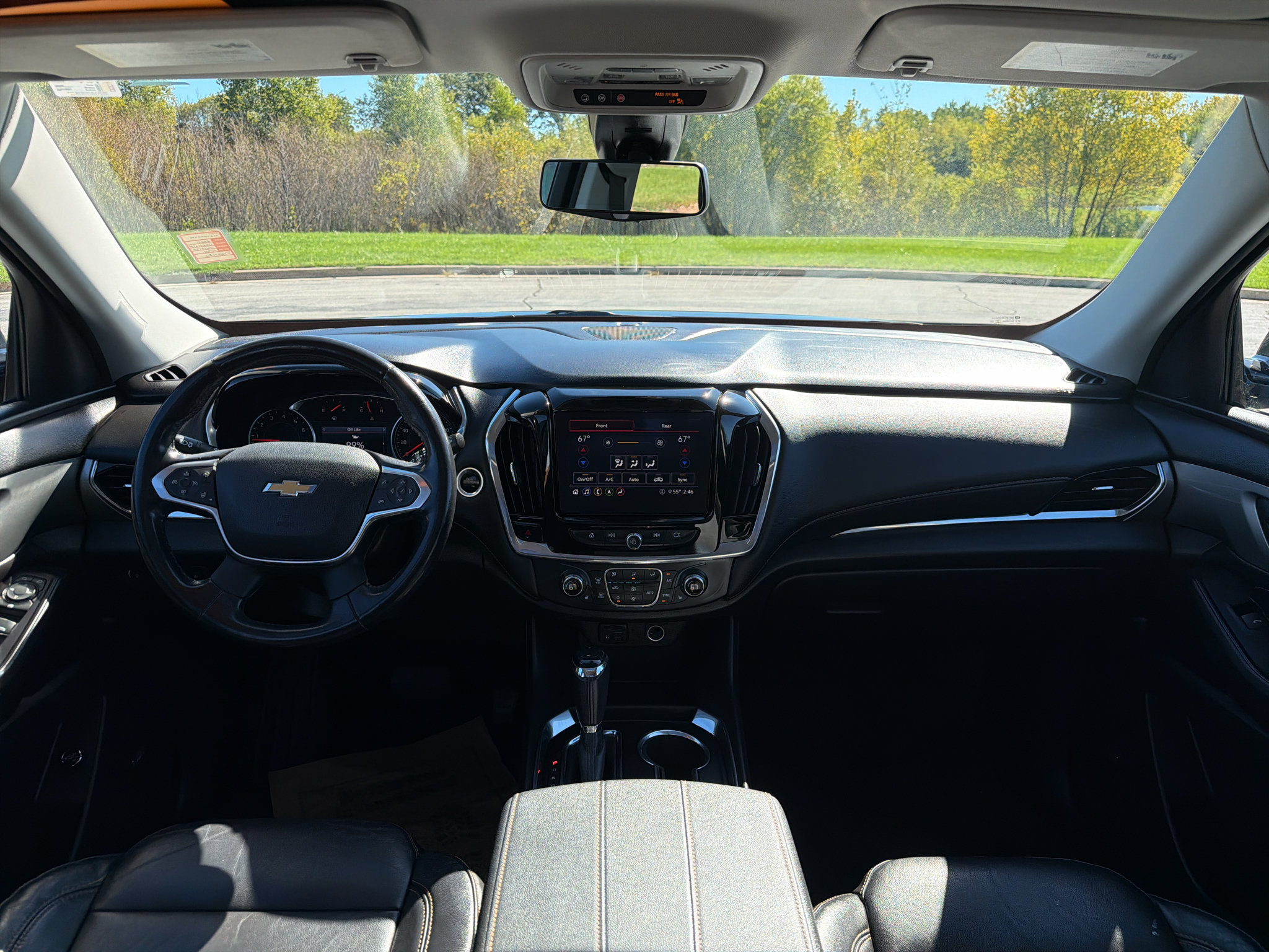 Used 2020 Chevrolet Traverse LT w/ LT Premium Package AWD/4WD image 20